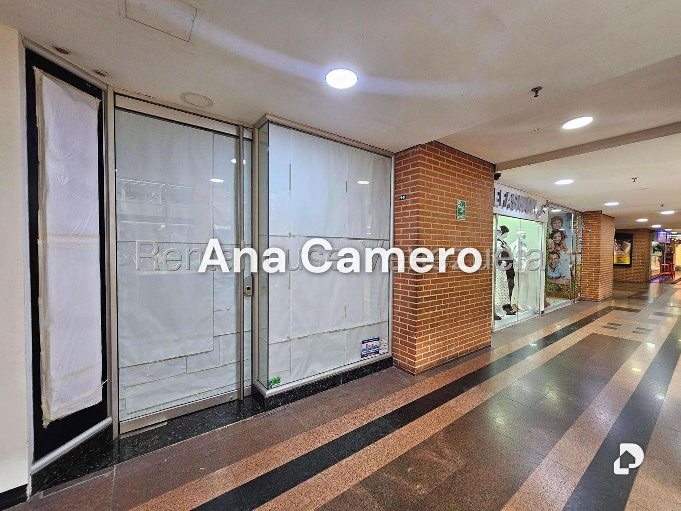 Local comercial en El Cafetal, Caracas – 1