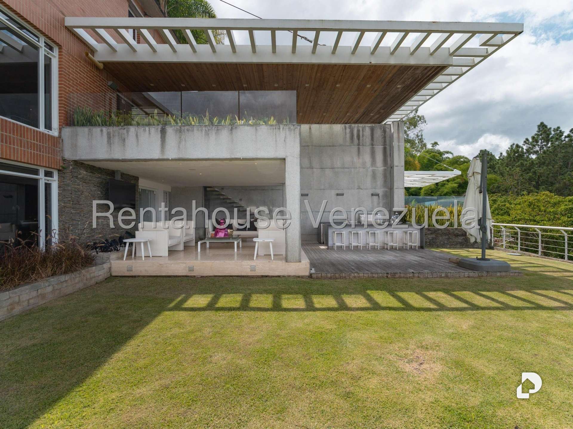 Casa en Alto Hatillo, Caracas – 19