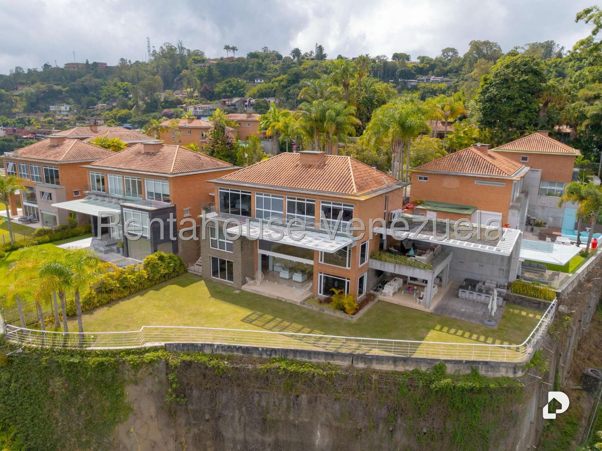 Casa en Alto Hatillo, Caracas – 1