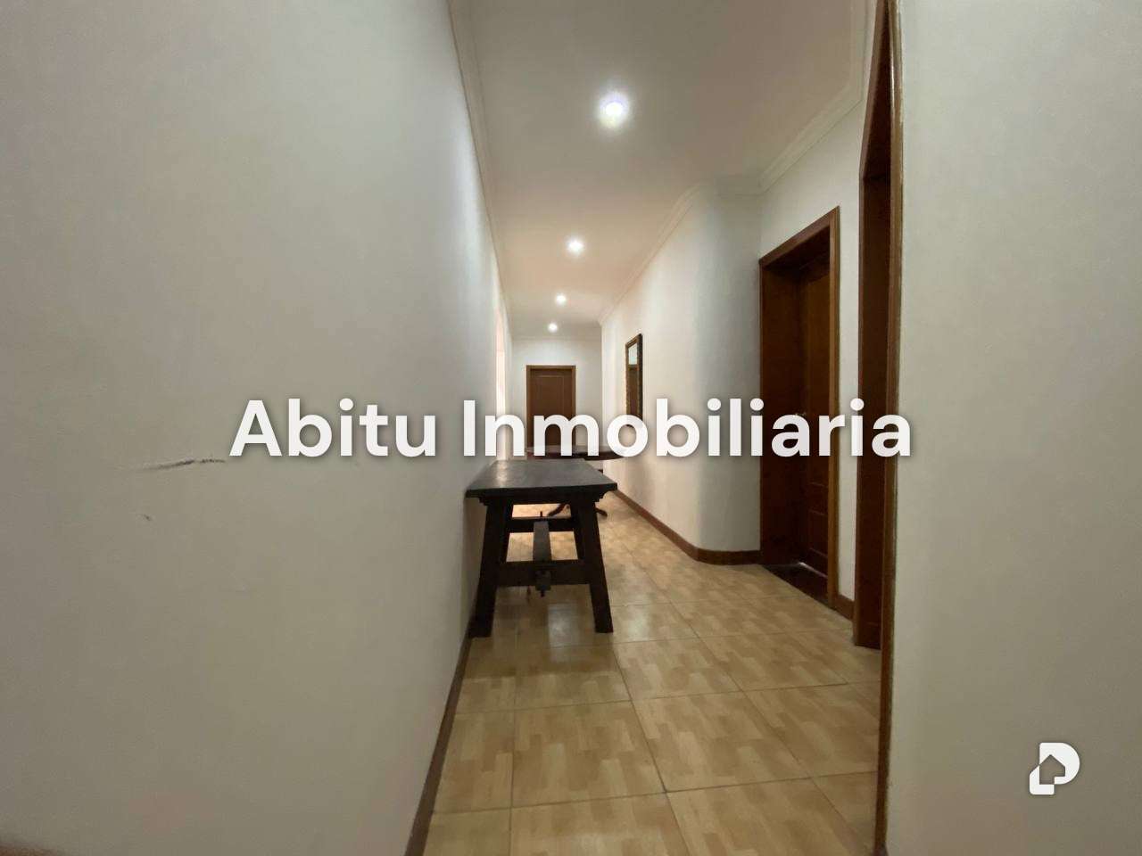 Casa en La Florida, Caracas – 9