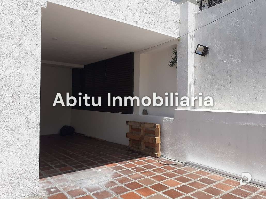 Casa en La Florida, Caracas – 15