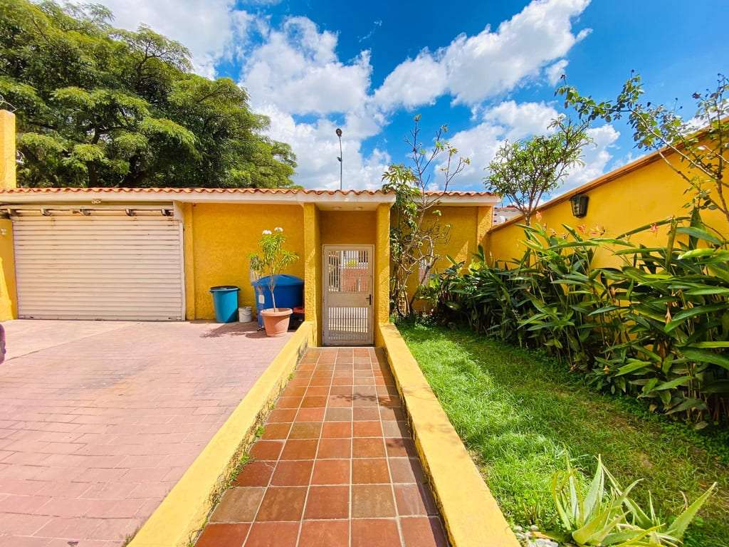 Casa en El Marqués, Caracas - 1