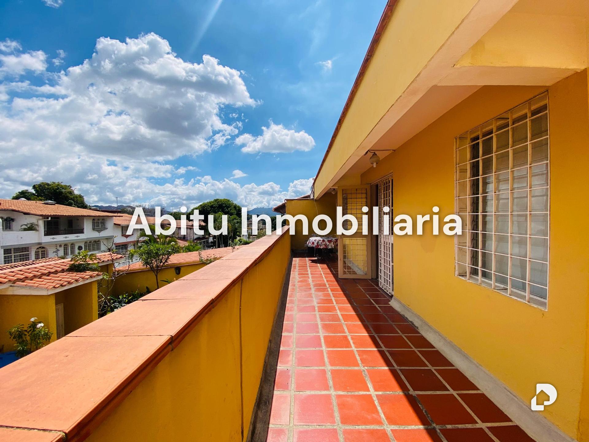 House in El Marqués, Caracas – 4