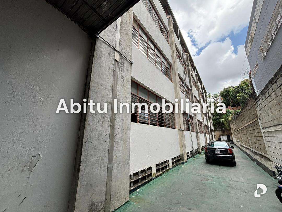 Local comercial en Palo Verde, Caracas – 7