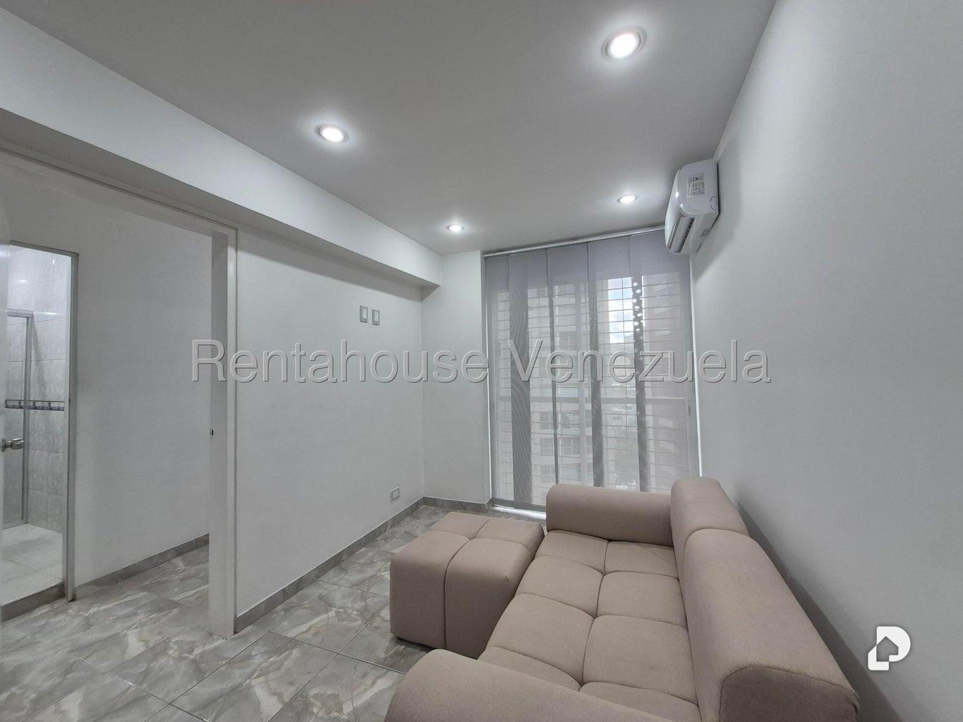 Apartment in San Bernardino, Caracas – 3