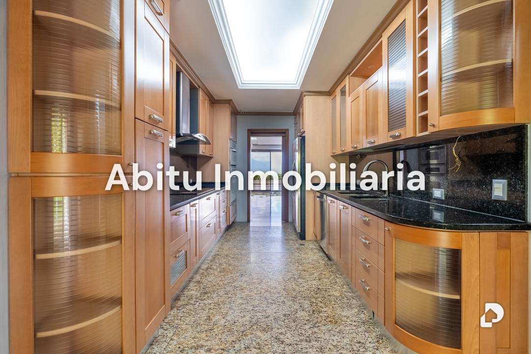 Apartamento en Los Naranjos (del Cafetal), Caracas – 16