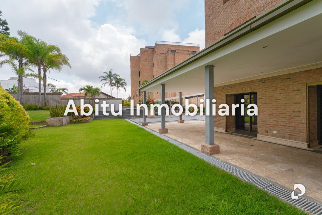 Apartamento en Los Naranjos (del Cafetal), Caracas – 4