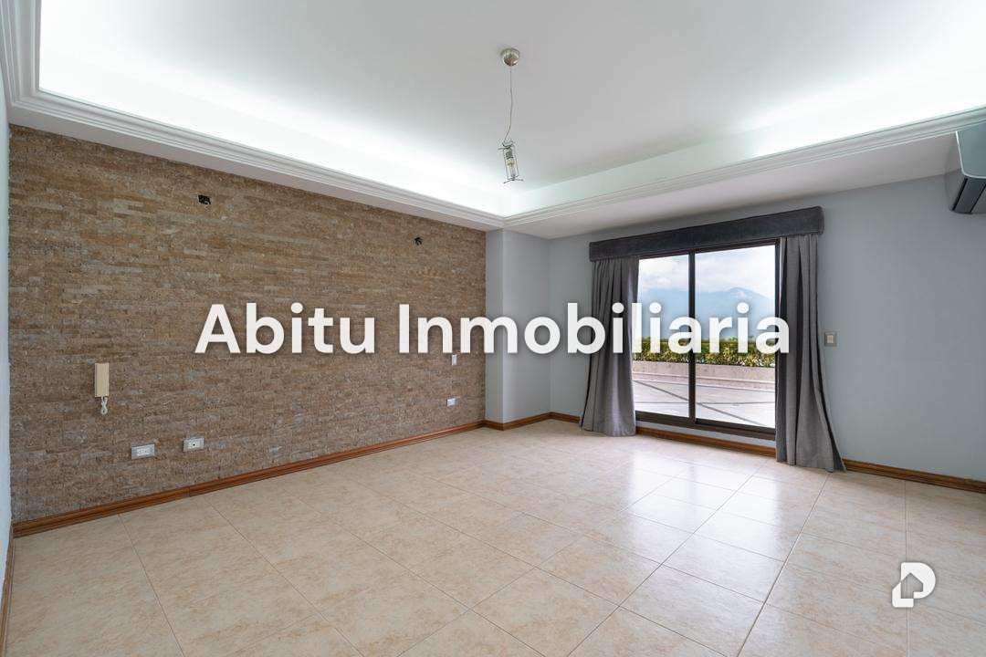 Apartamento en Los Naranjos (del Cafetal), Caracas – 21