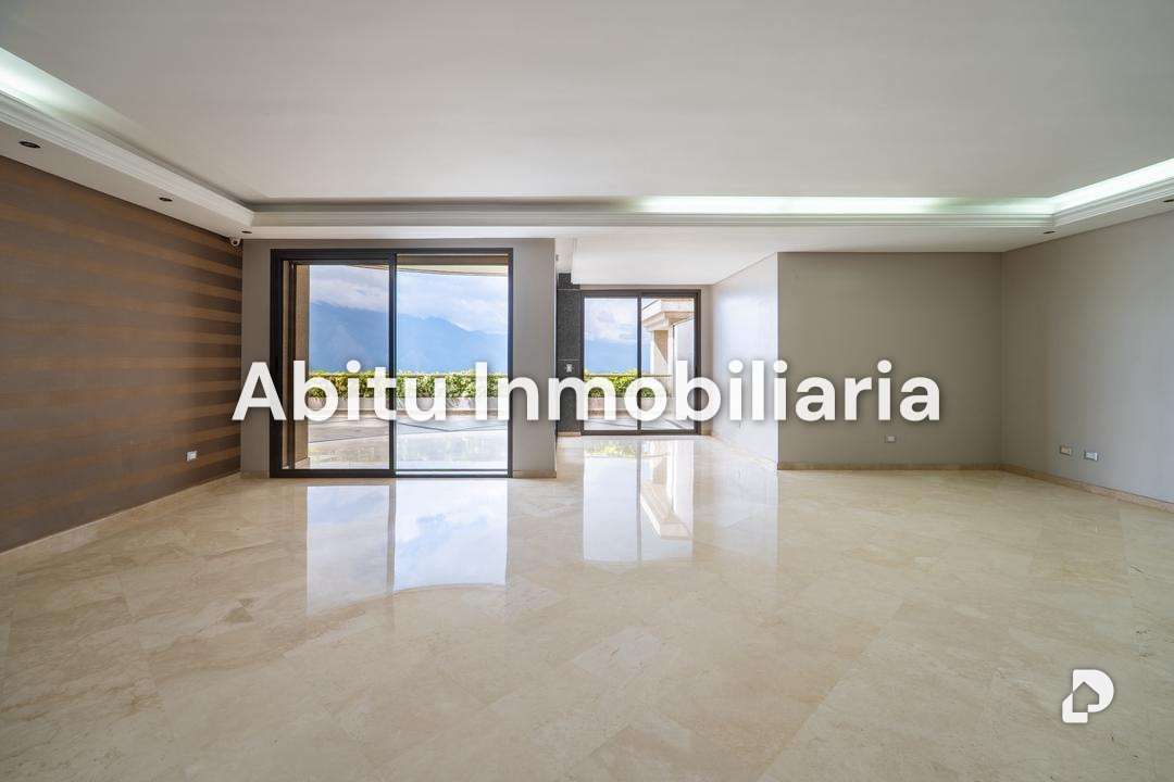 Apartamento en Los Naranjos (del Cafetal), Caracas – 14