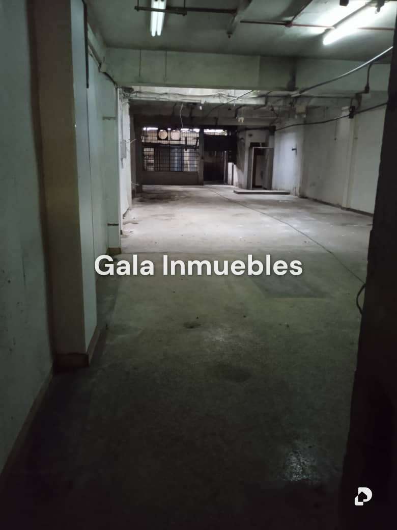 Local comercial en Av. Baralt, Caracas – 7