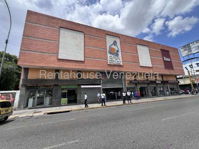 Commercial space in Maracay - 1