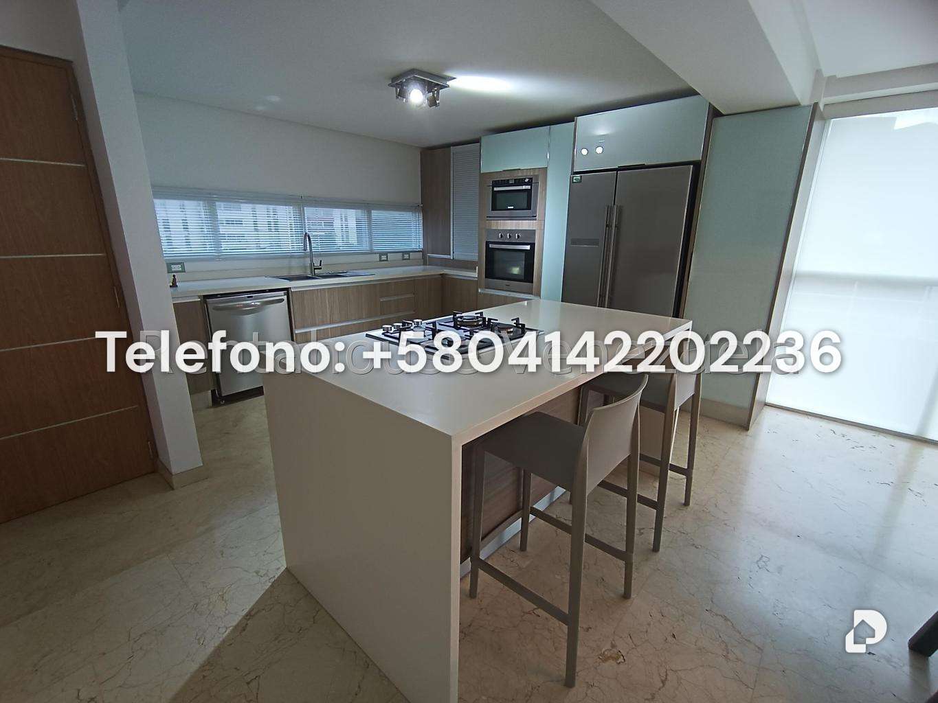 Apartamento en Los Naranjos de las Mercedes, Caracas – 8