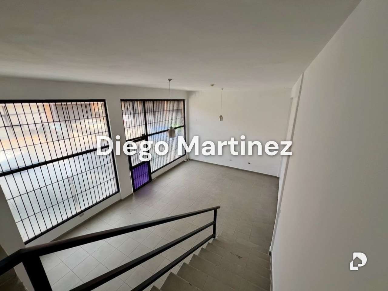 Local comercial en Los Guayos – 3