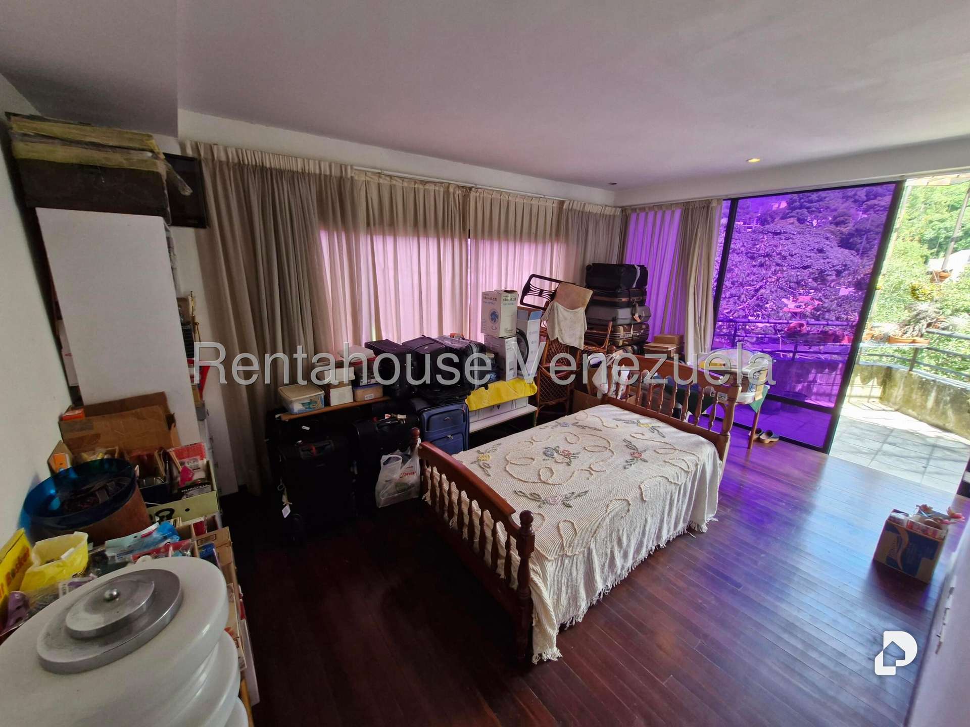 Apartamento en Los Palos Grandes, Caracas – 10