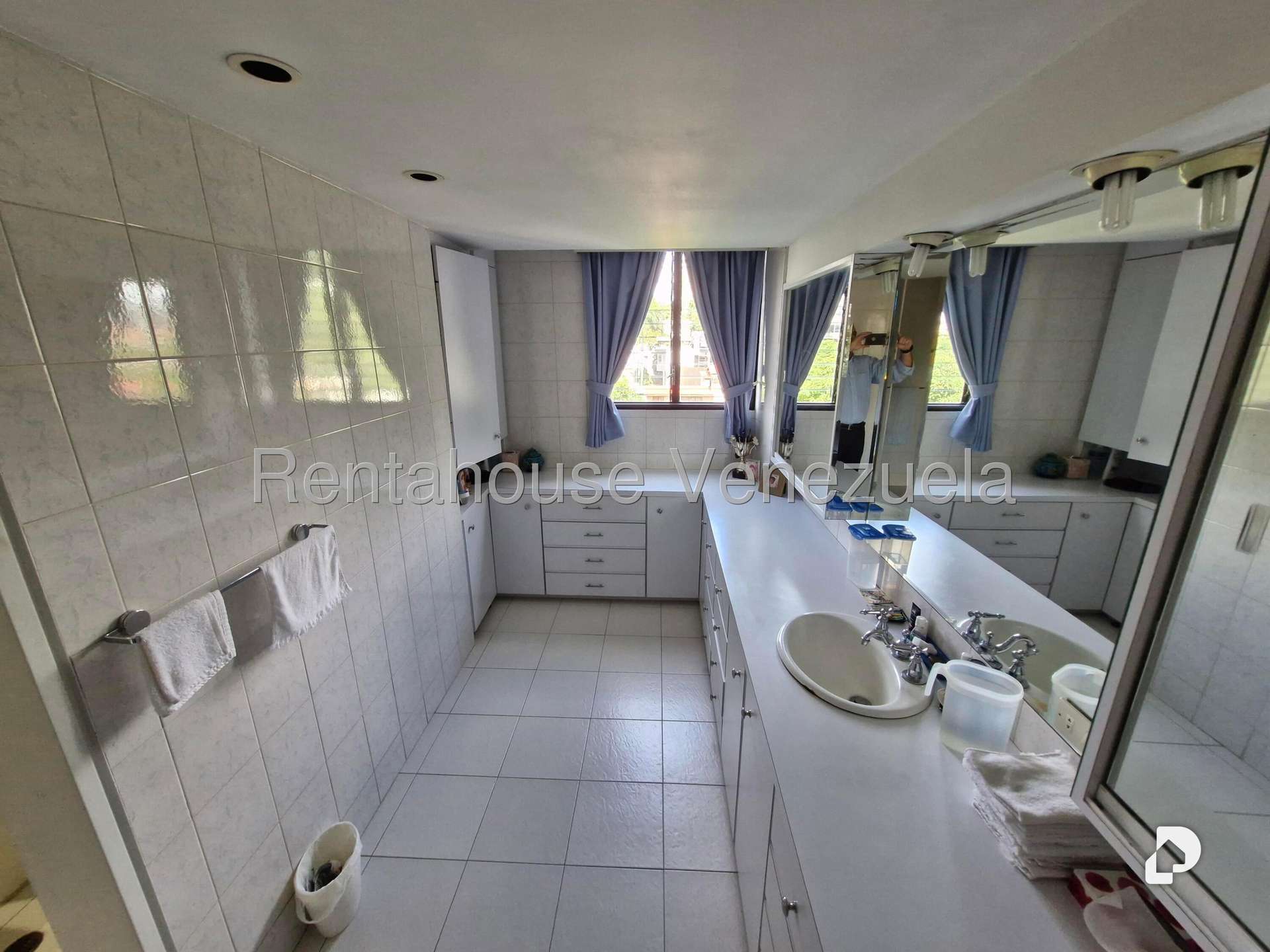 Apartamento en Los Palos Grandes, Caracas – 20