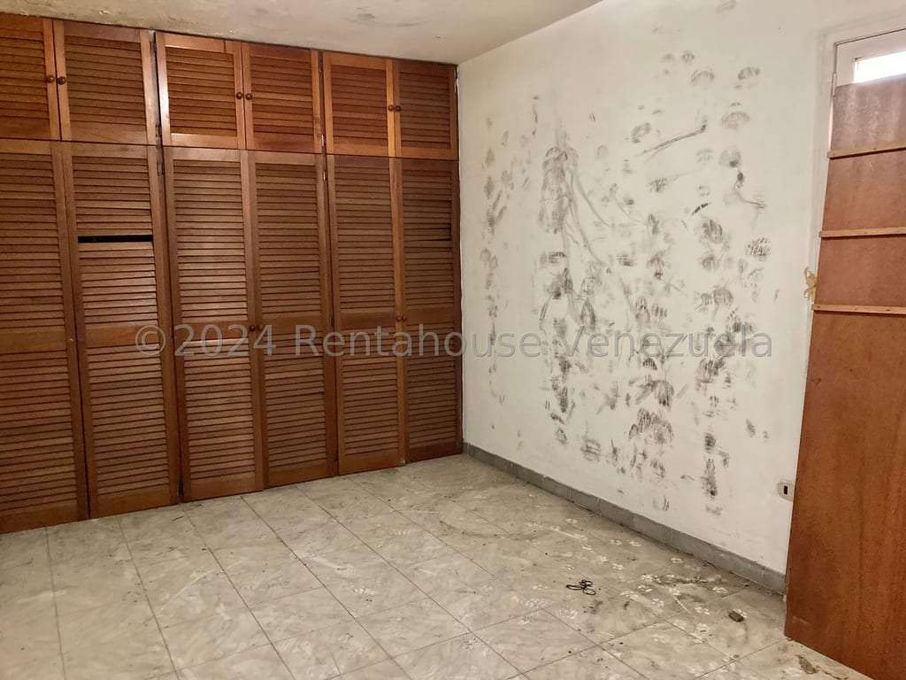 Local comercial en El Paraíso, Caracas