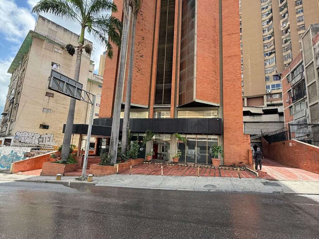 Edificio en Bello Monte, Caracas - 1
