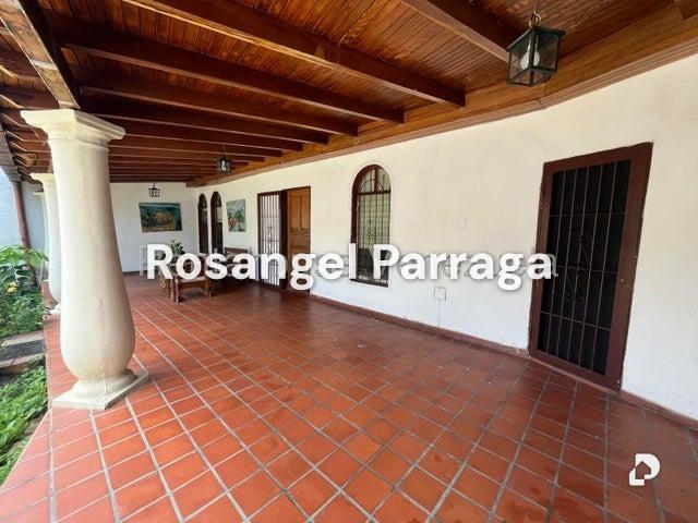 Casa en Urbanización El Bosque, Valencia – 2