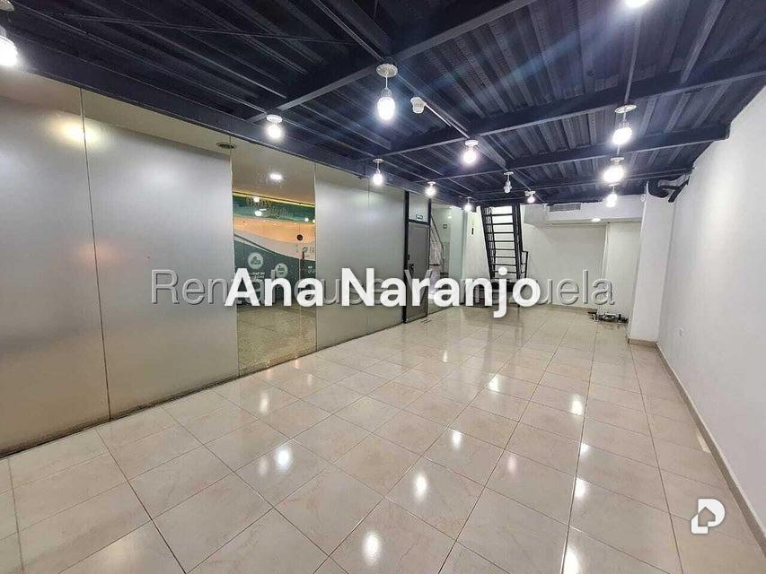 Local comercial en Chuao, Caracas – 2