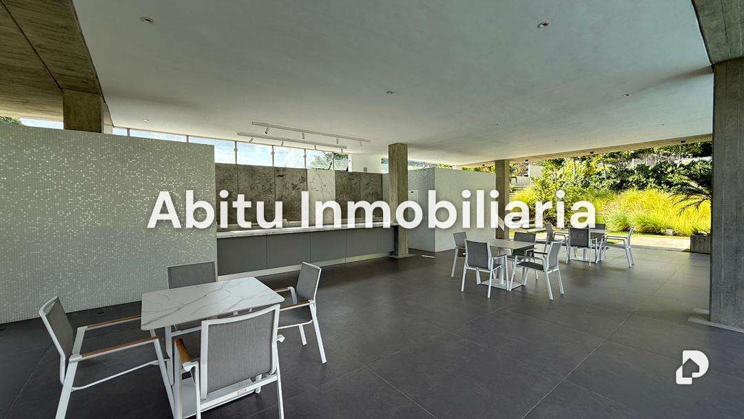 Apartamento en Altamira, Caracas – 5