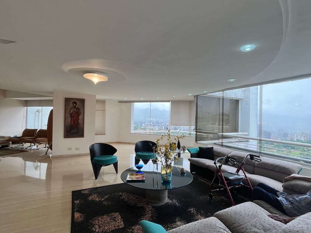 Apartamento en Valle Arriba, Caracas