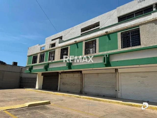 Local comercial en Av. Goajira, Maracaibo – 2