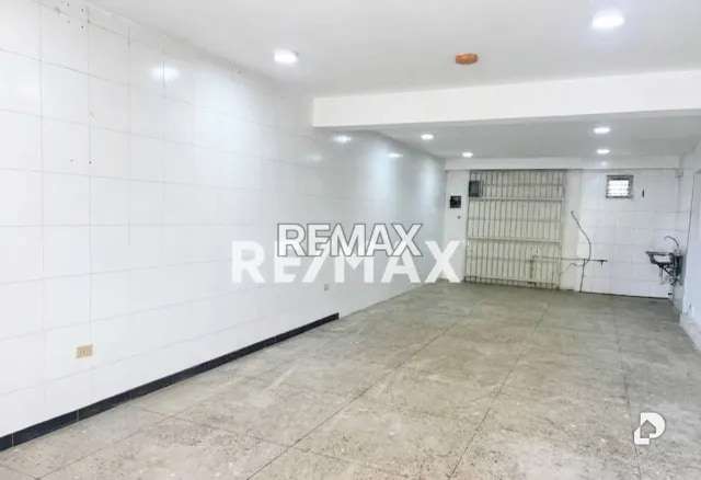 Local comercial en Av. Goajira, Maracaibo – 1