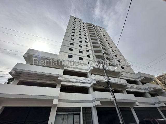 Apartment in Maracay - 1