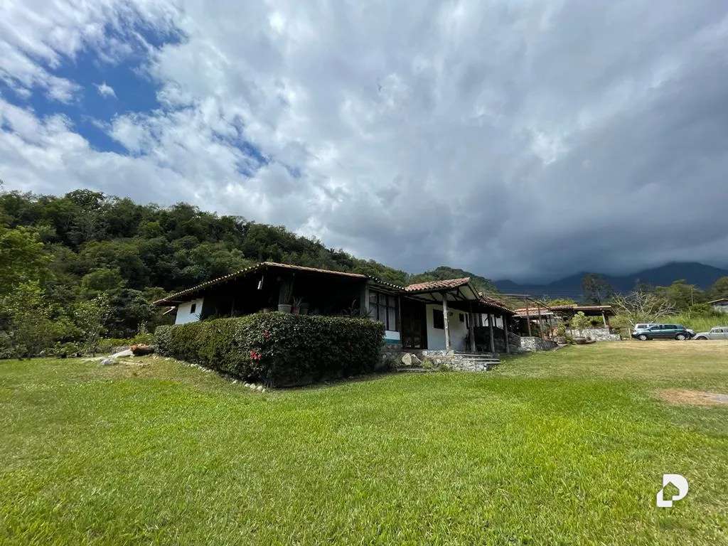 Finca en Monterrey, Gonzalo Picón Febres – 15