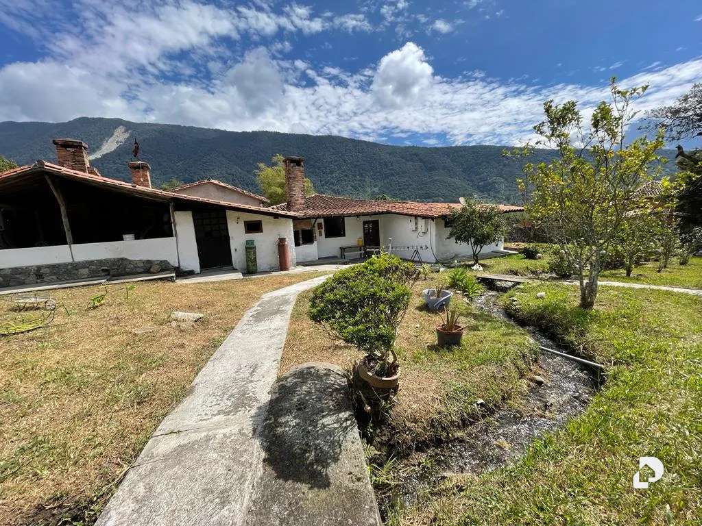 Finca en Monterrey, Gonzalo Picón Febres – 8