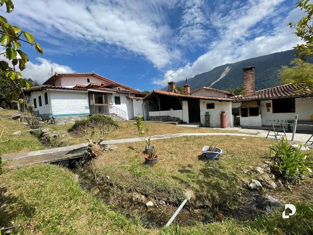 Finca en Monterrey, Gonzalo Picón Febres – 7