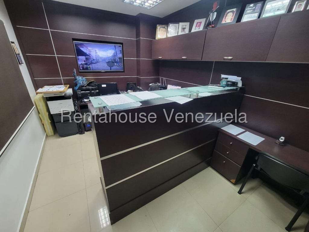 Edificio en Puente Hierro, Caracas