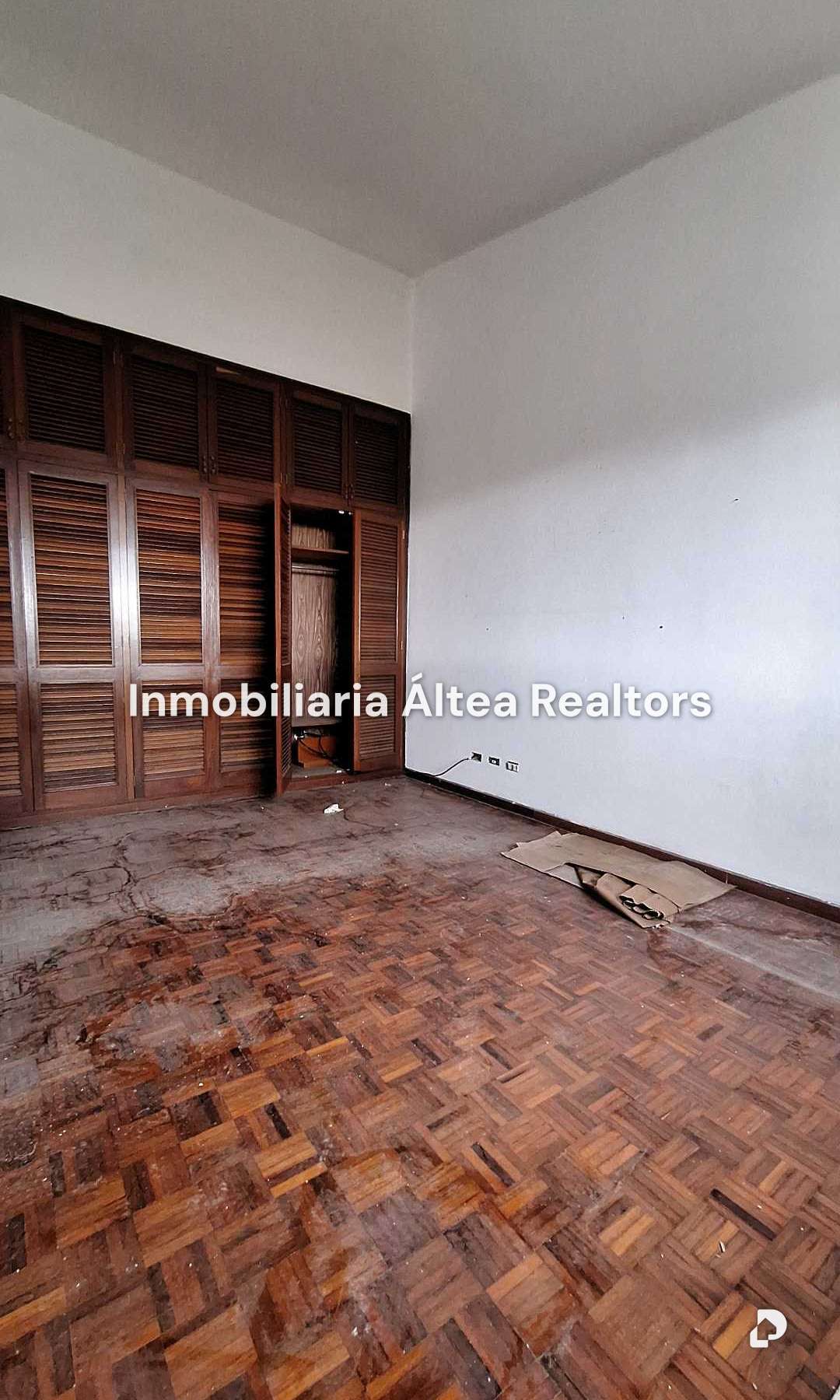 Casa en Colinas de Santa Mónica, Caracas – 8