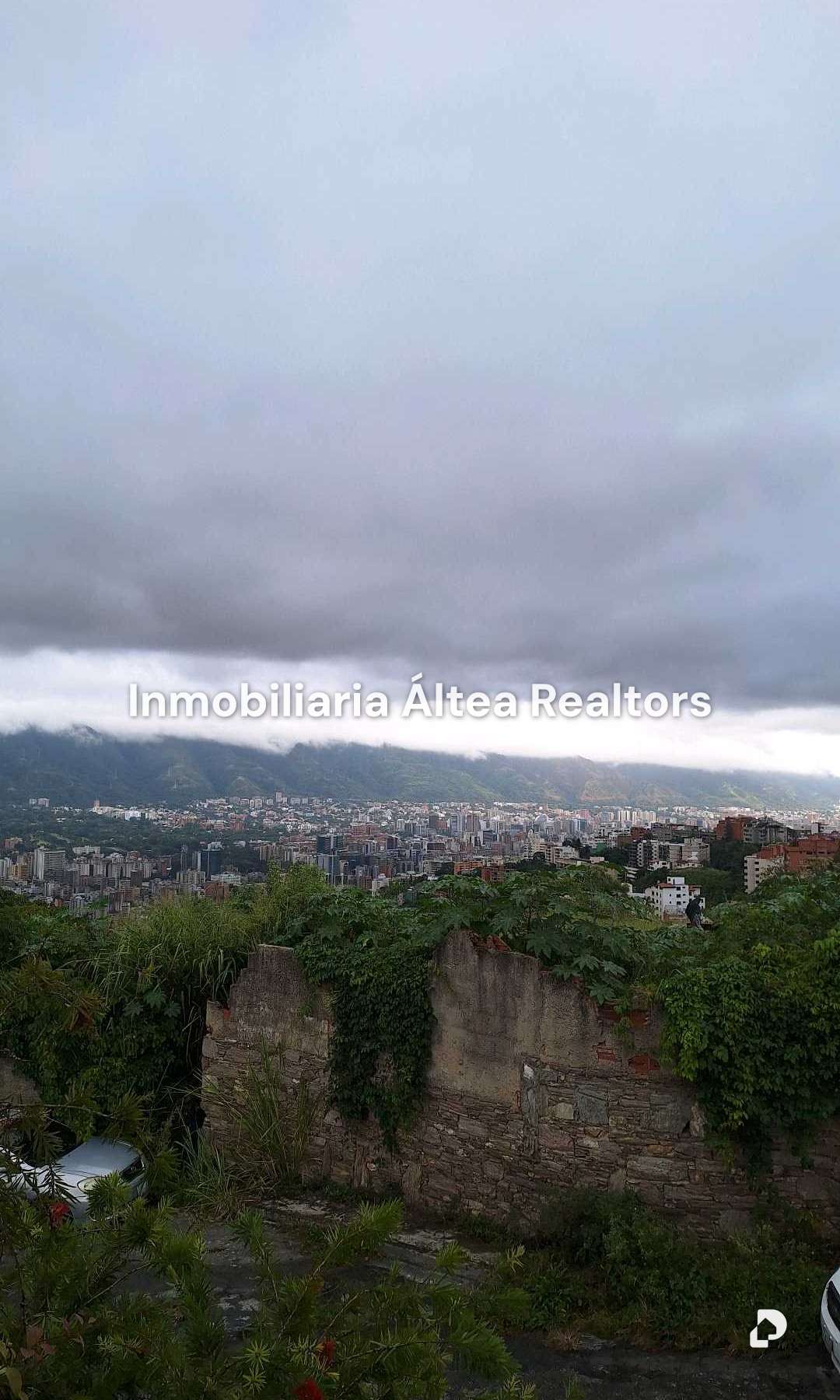 Casa en Colinas de Santa Mónica, Caracas – 24