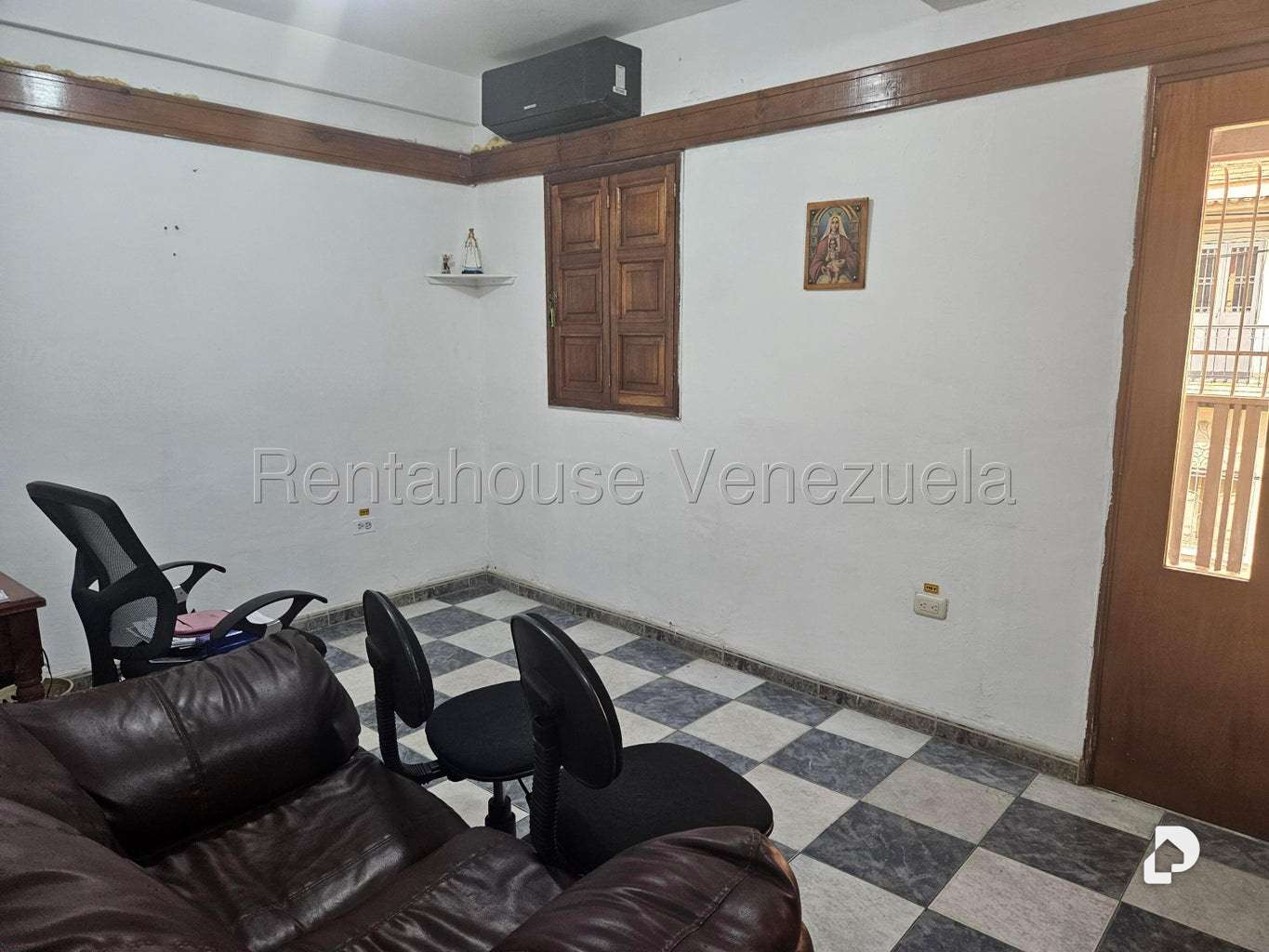 Local comercial en San Agustin del Norte, Caracas – 21