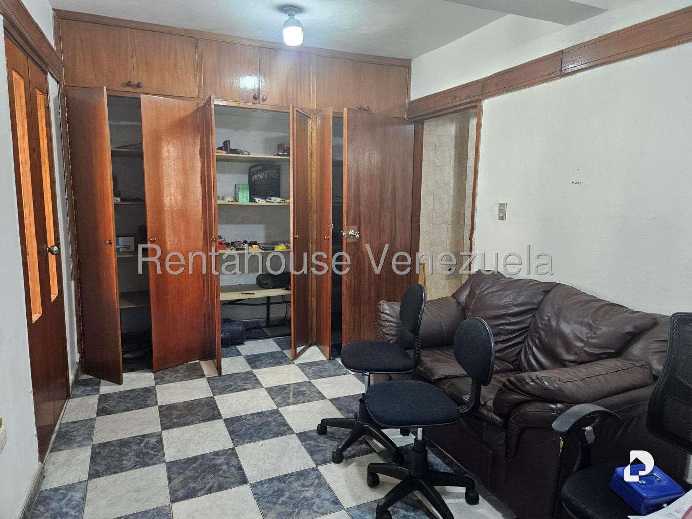 Local comercial en San Agustin del Norte, Caracas – 22