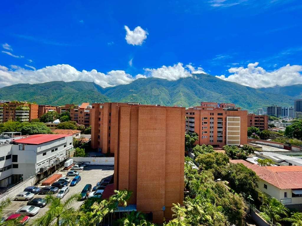Apartamento en Campo Alegre, Caracas - 1