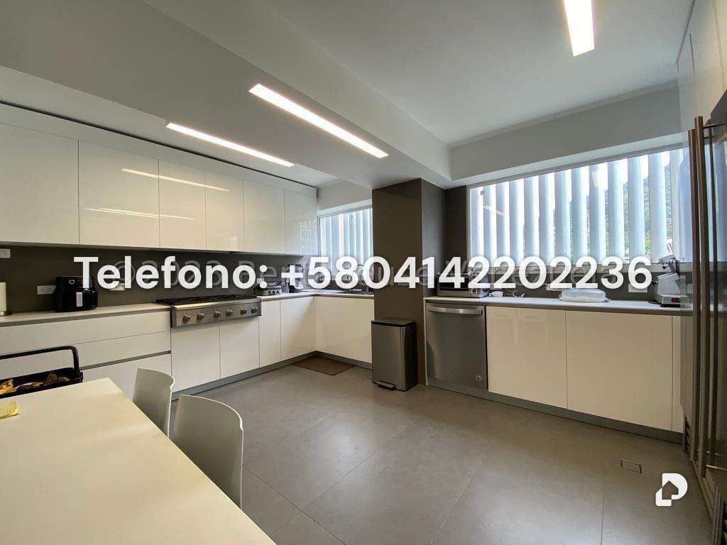 Apartamento en Altamira, Caracas – 15