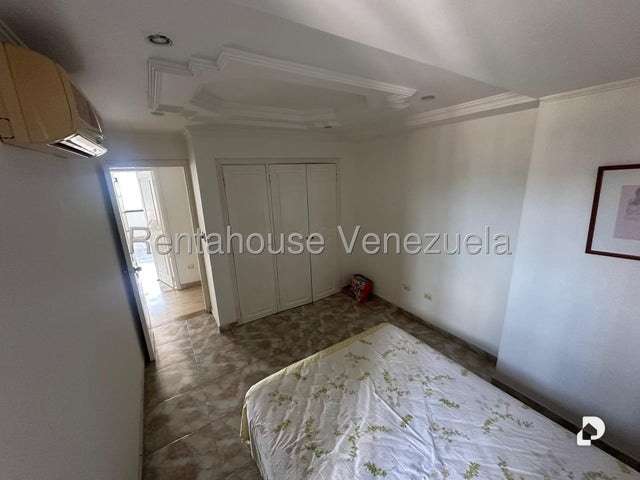 Apartamento en Parroquia Urbana San José, Valencia – 16