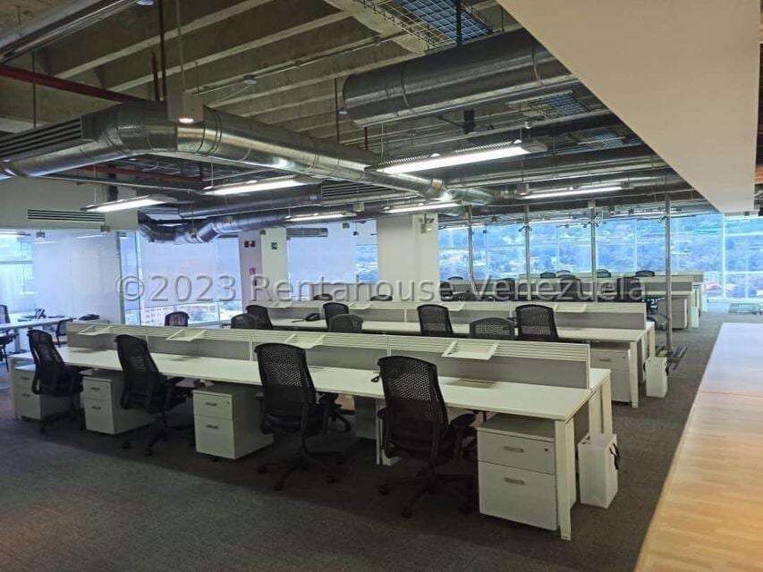 Oficina en La Urbina, Caracas