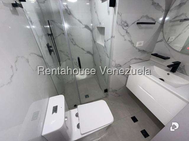 Apartment in Los Palos Grandes, Caracas – 5