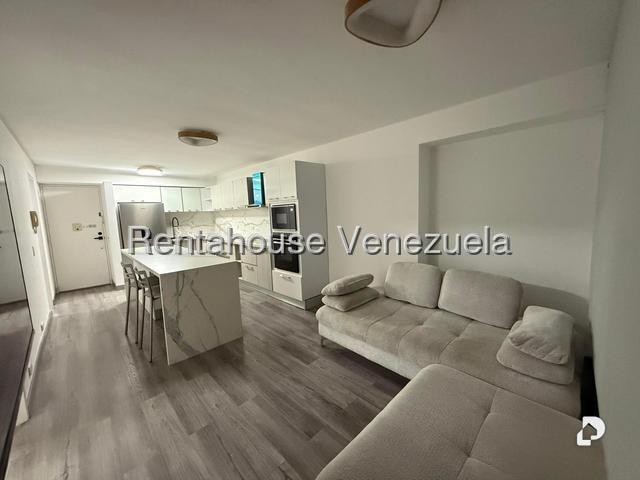 Apartment in Los Palos Grandes, Caracas – 1