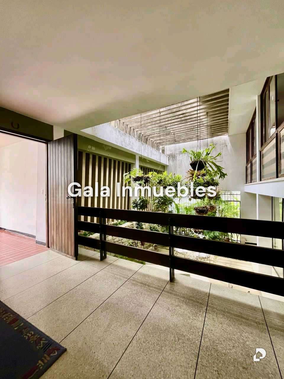 Casa en Prados del Este, Caracas – 13