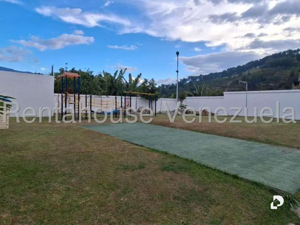 Townhouse en Parroquia Lasso de la Vega, Mérida – 21