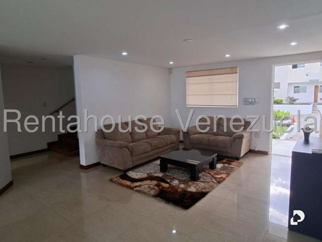 Townhouse en Parroquia Lasso de la Vega, Mérida – 3