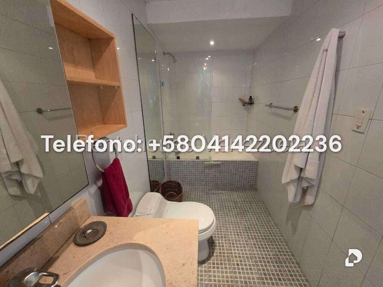 Casa en La Floresta, Caracas – 29