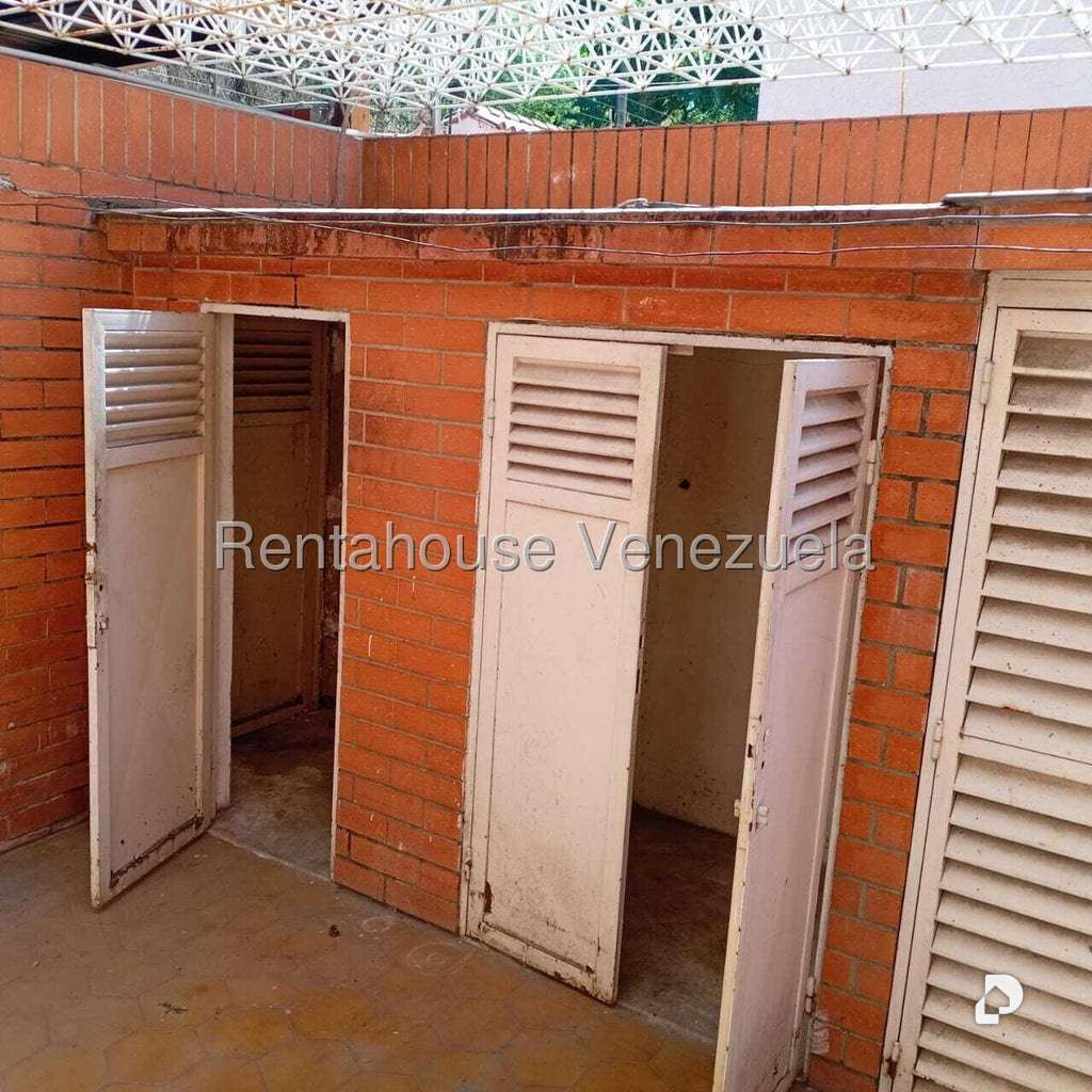 Casa en La Trinidad, Caracas – 12