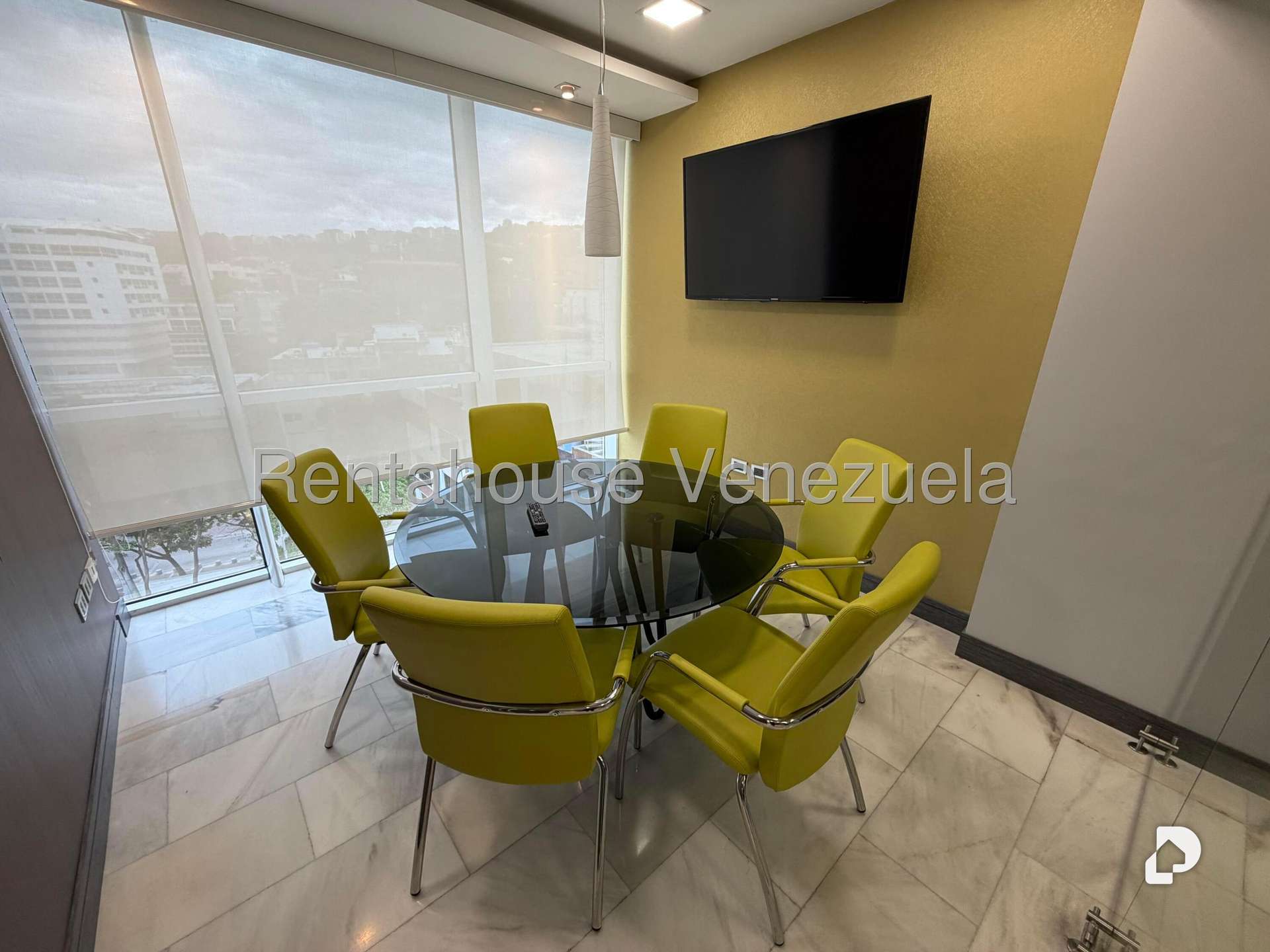 Oficina en Las Mercedes, Caracas – 22
