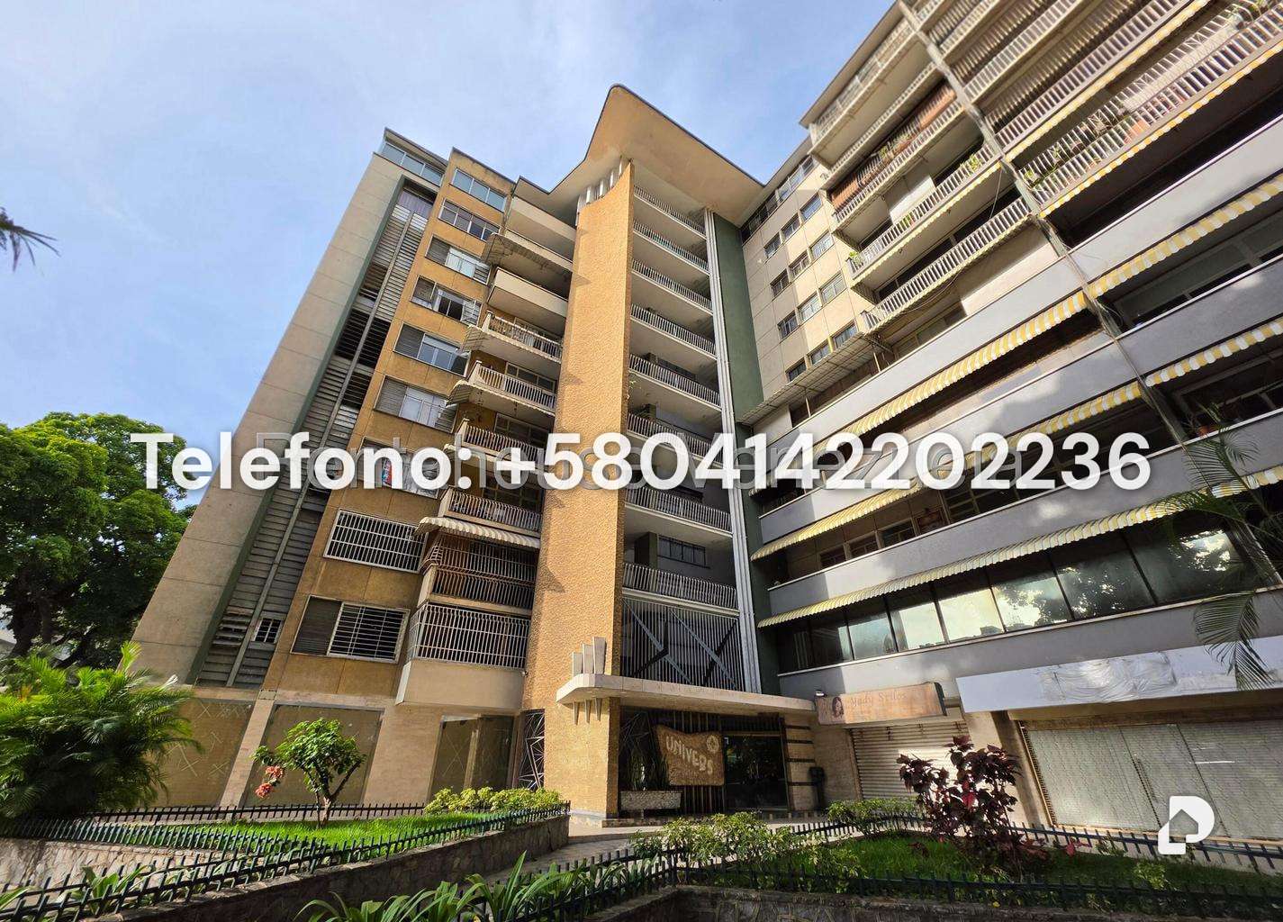 Apartamento en Altamira, Caracas – 2
