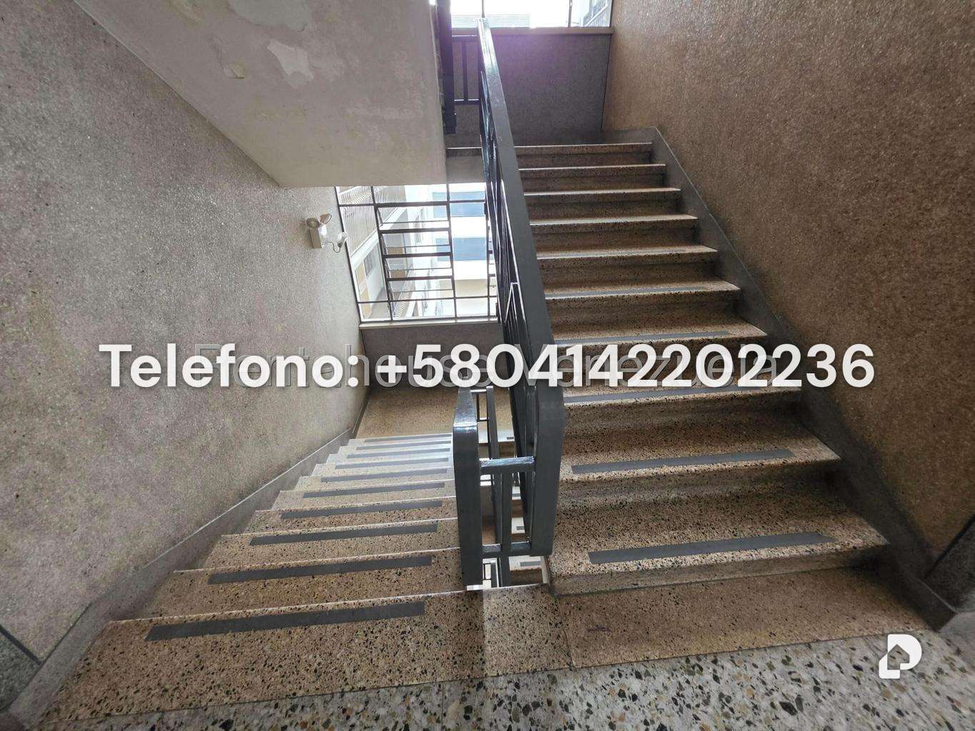 Apartamento en Altamira, Caracas – 18